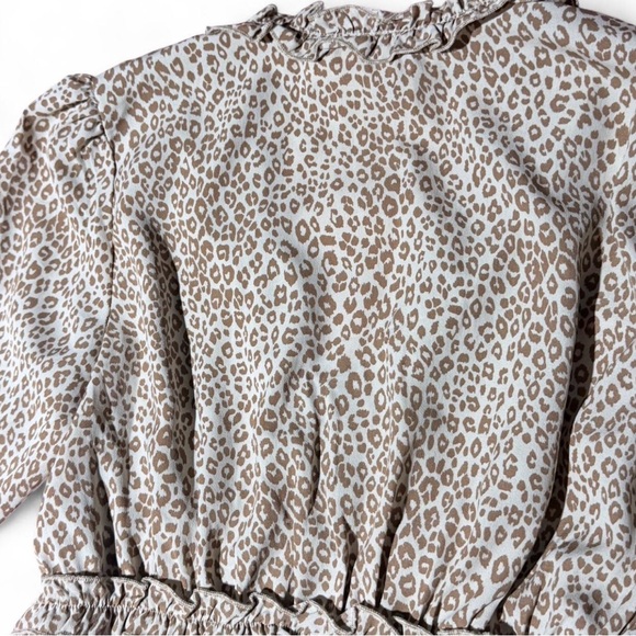 Leopard Print Ruffle Blouse - Picture 6 of 6